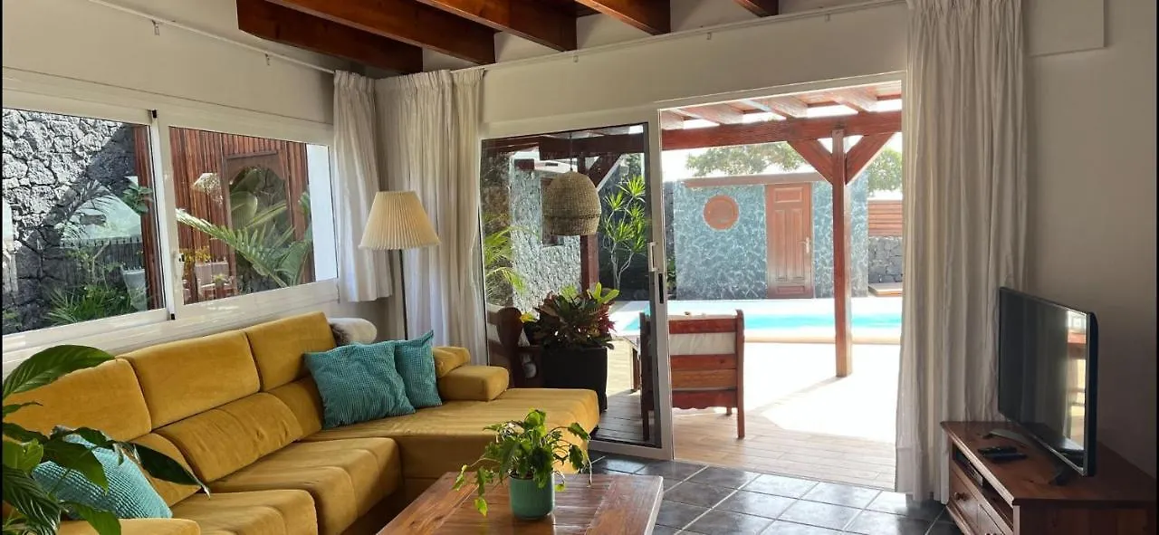 Villa Casa Chic Lanzarote Puerto del Carmen  0*, Puerto del Carmen (Lanzarote)